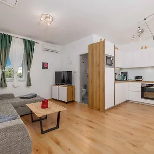 Apartment Marko, Kornić